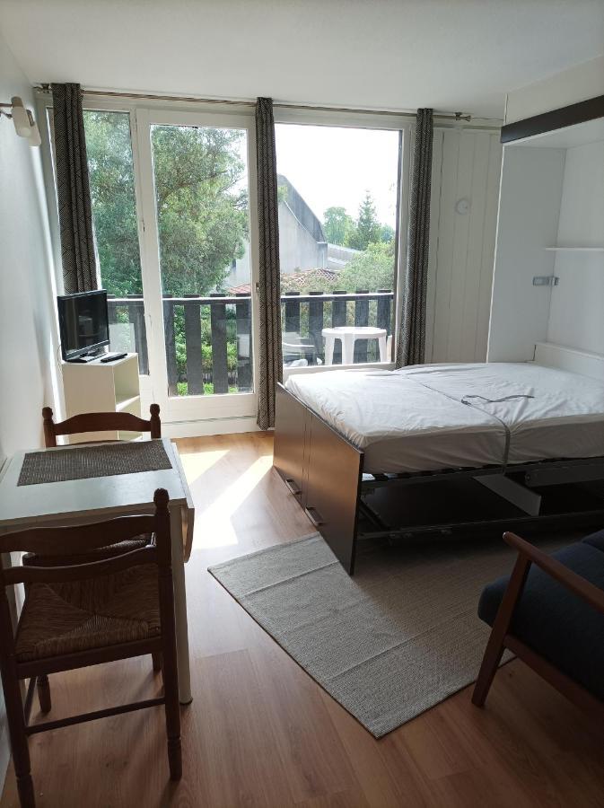 Studio Tout Confort Au Bord Du Lac D'Estey Lejlighed Dax Eksteriør billede